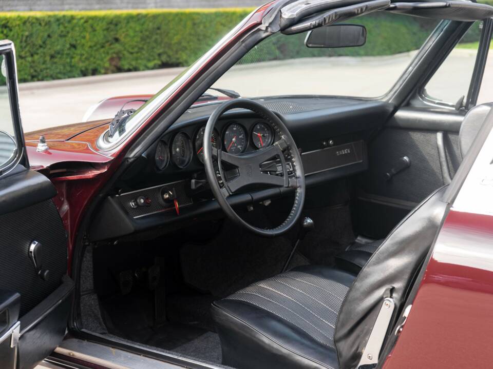 Image 11/30 of Porsche 911 2.2 T (1971)