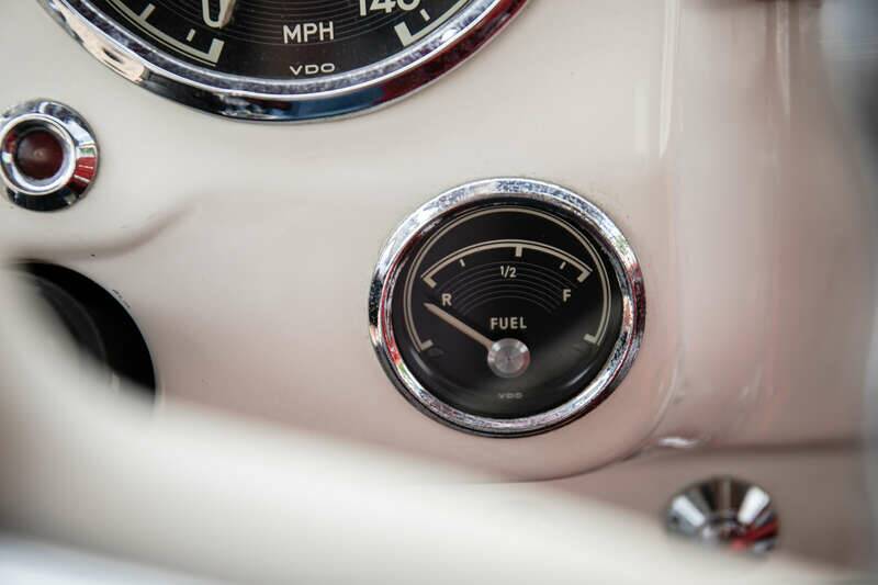 Image 18/49 of Mercedes-Benz 190 SL (1960)