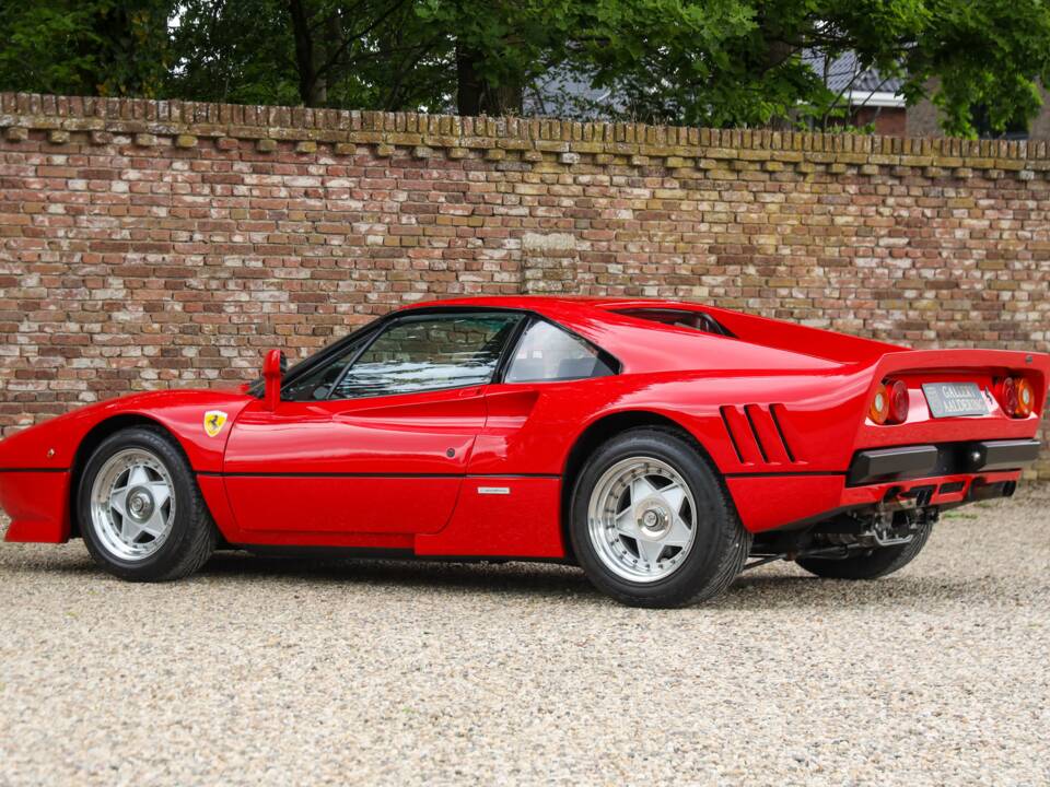 Bild 34/50 von Ferrari 328 GTB (1986)