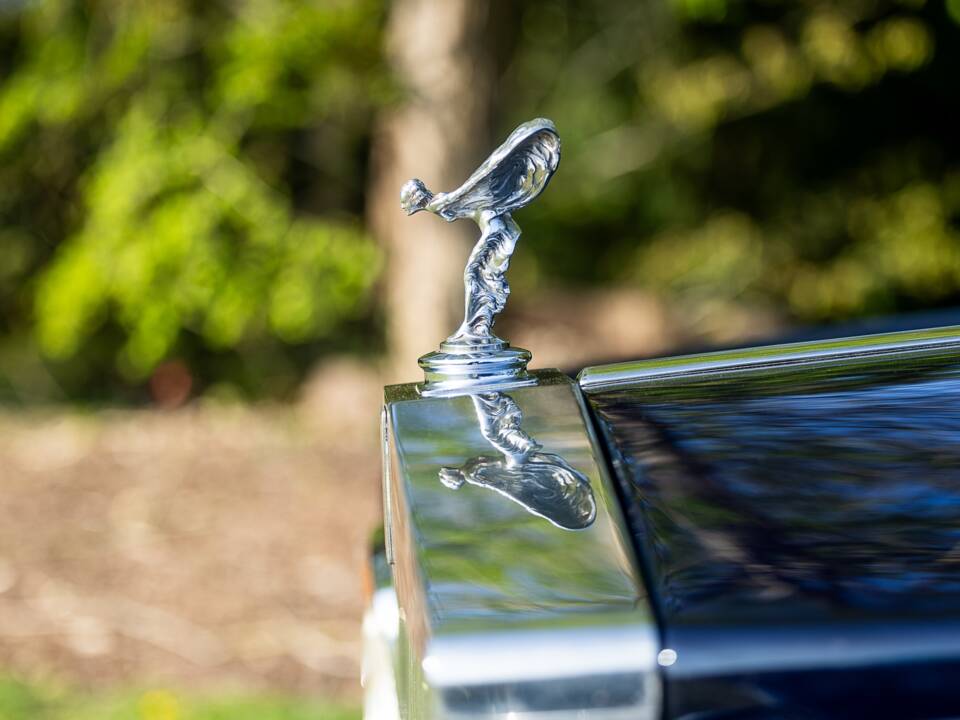 Image 6/50 of Rolls-Royce Silver Shadow I (1968)