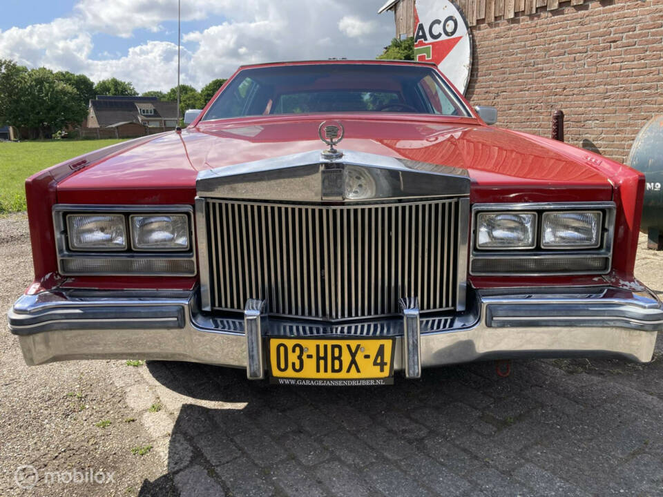 Bild 35/50 von Cadillac Eldorado Biarritz Coupé (1979)