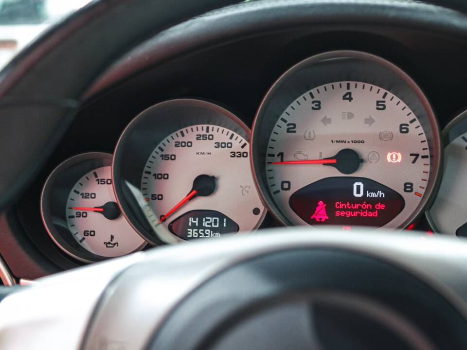 Image 21/48 of Porsche 911 Carrera 4S (2007)