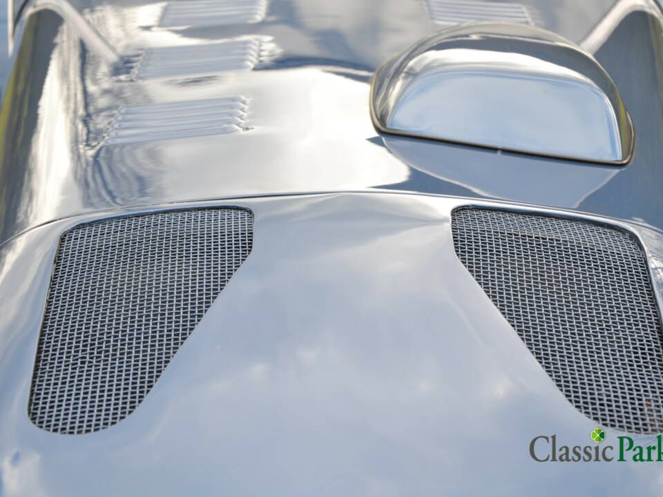 Image 31/39 of Donkervoort S8 (1984)