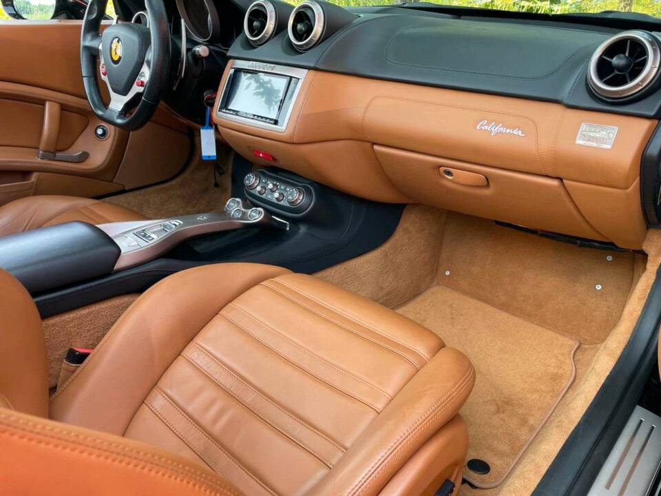 Imagen 15/17 de Ferrari California (2012)