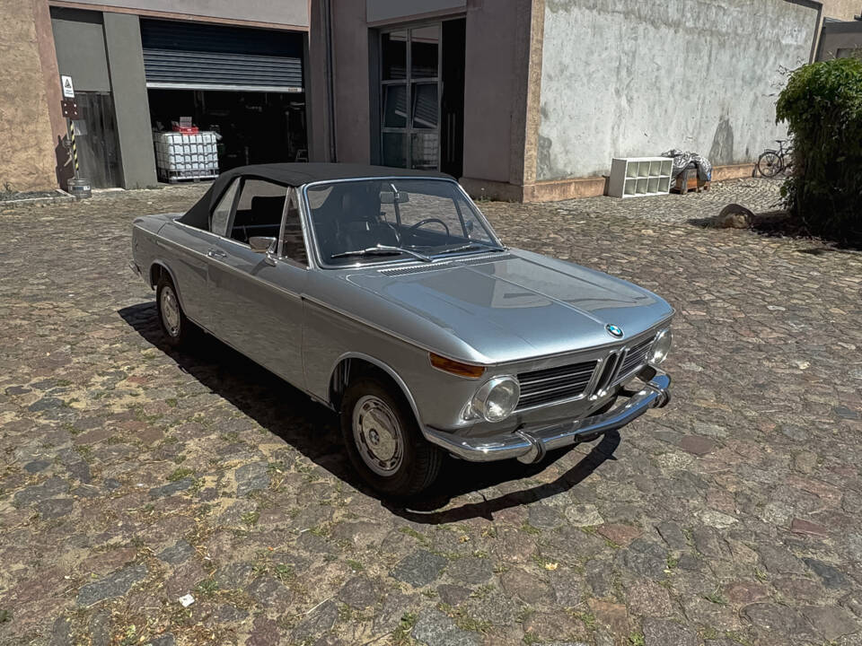 Imagen 8/64 de BMW 2002 Convertible (1971)