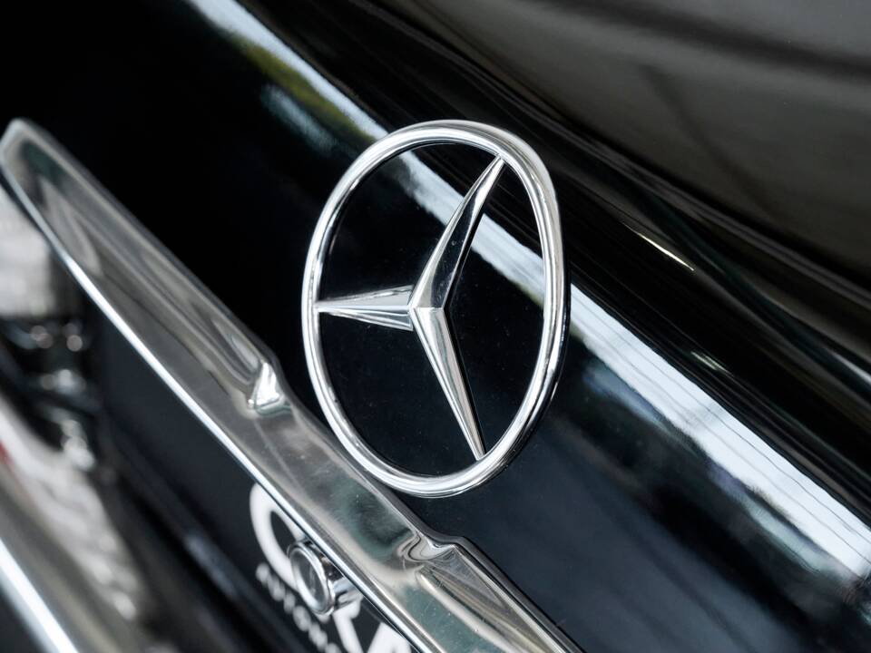 Image 38/50 de Mercedes-Benz 560 SL (1989)