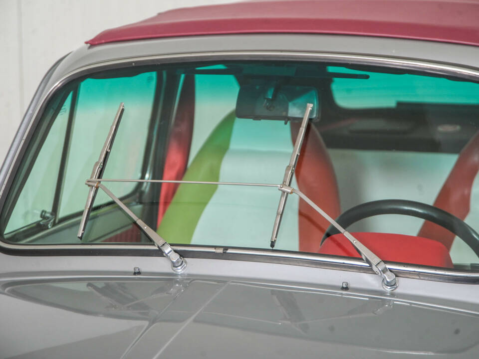 Image 26/50 of FIAT 500 R (1974)