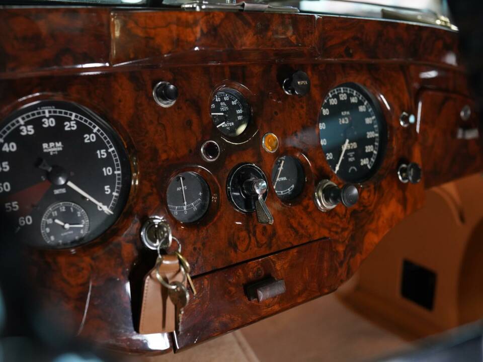 Afbeelding 19/22 van Jaguar XK 120 FHC (1960)