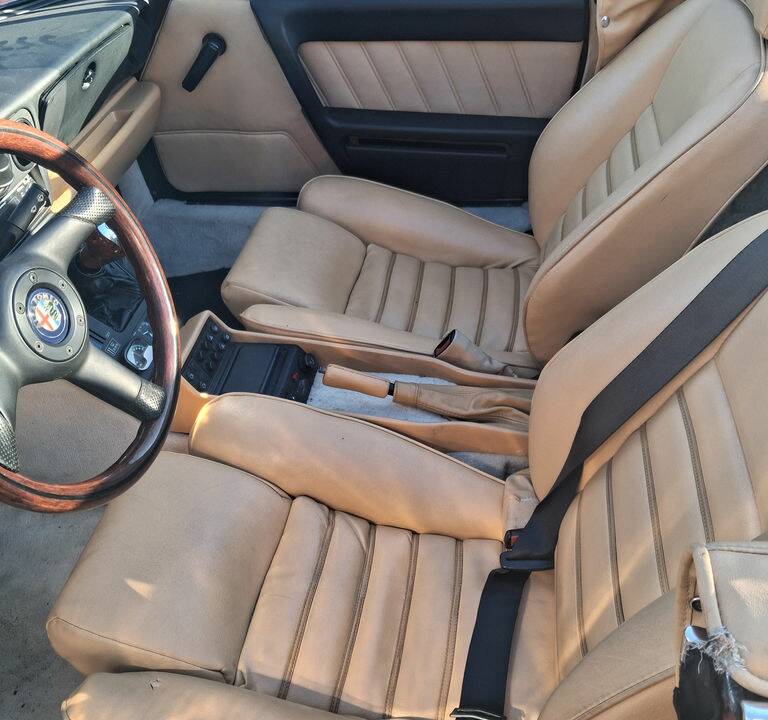Bild 6/7 von Alfa Romeo 2.0 Spider (1991)