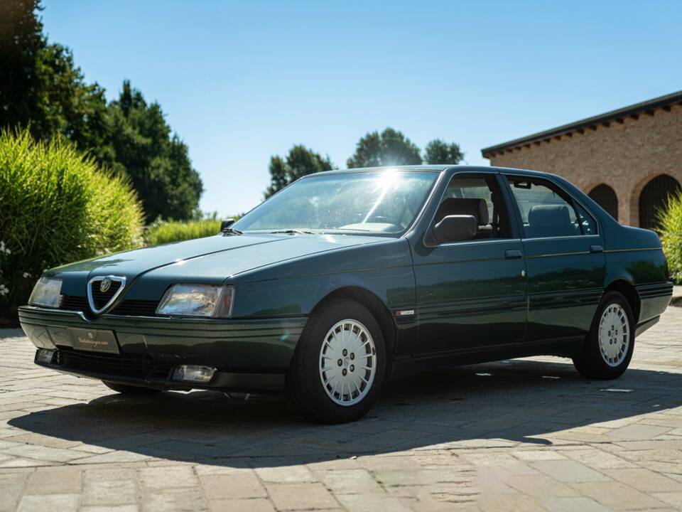 Image 2/50 de Alfa Romeo 164 2.0i V6 Turbo (1992)