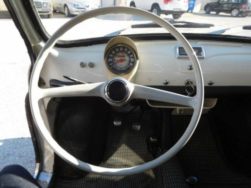 Image 22/52 of FIAT 500 D (1963)