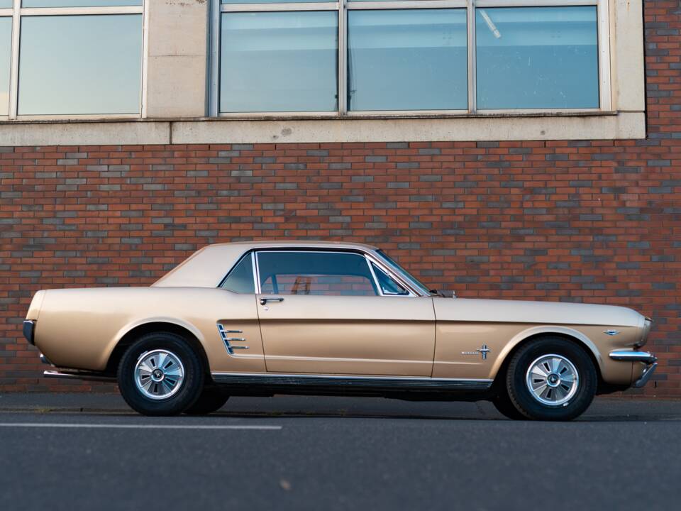 Bild 10/18 von Ford Mustang 289 (1966)