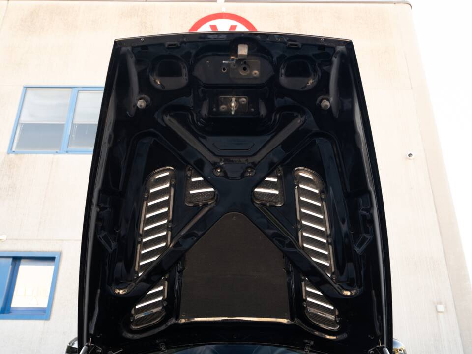 Image 79/83 de Aston Martin V12 Vantage (2009)