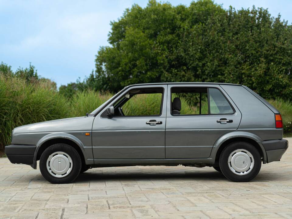 Bild 5/45 von Volkswagen Golf II 1.3 (1990)