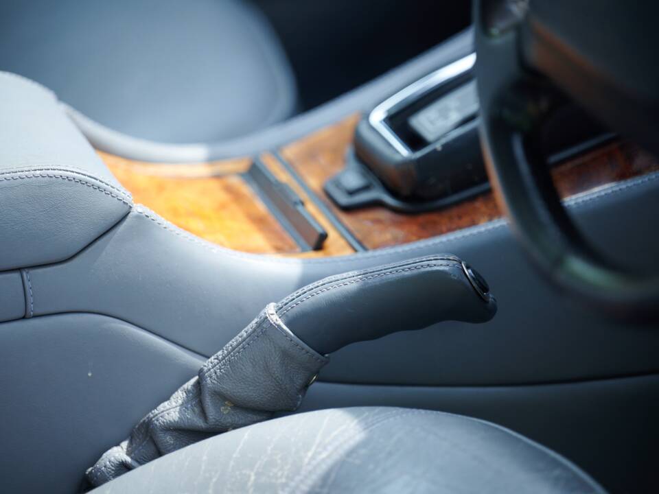 Afbeelding 17/50 van Jaguar XJ12 6.0 (1994)