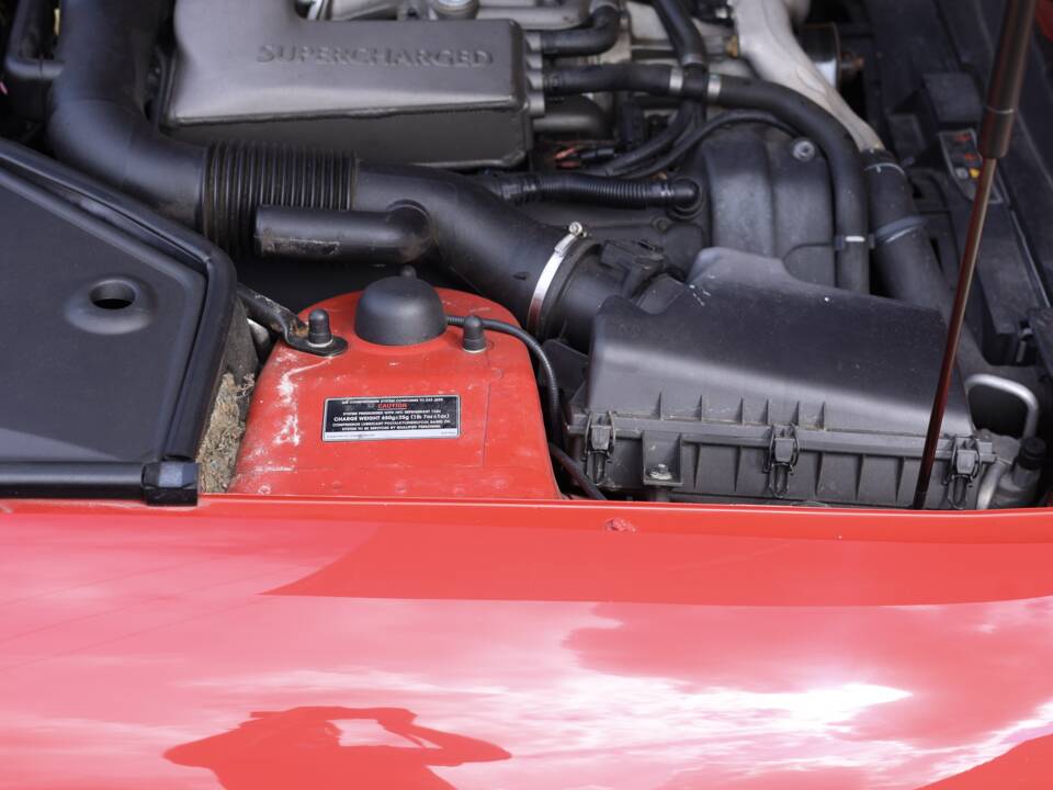 Image 44/50 de Jaguar XKR (2000)