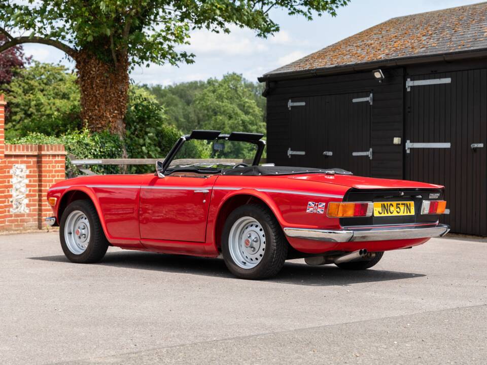Immagine 3/50 di Triumph TR 6 (1975)