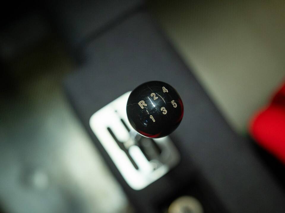 Image 35/50 de Ferrari F40 (1991)