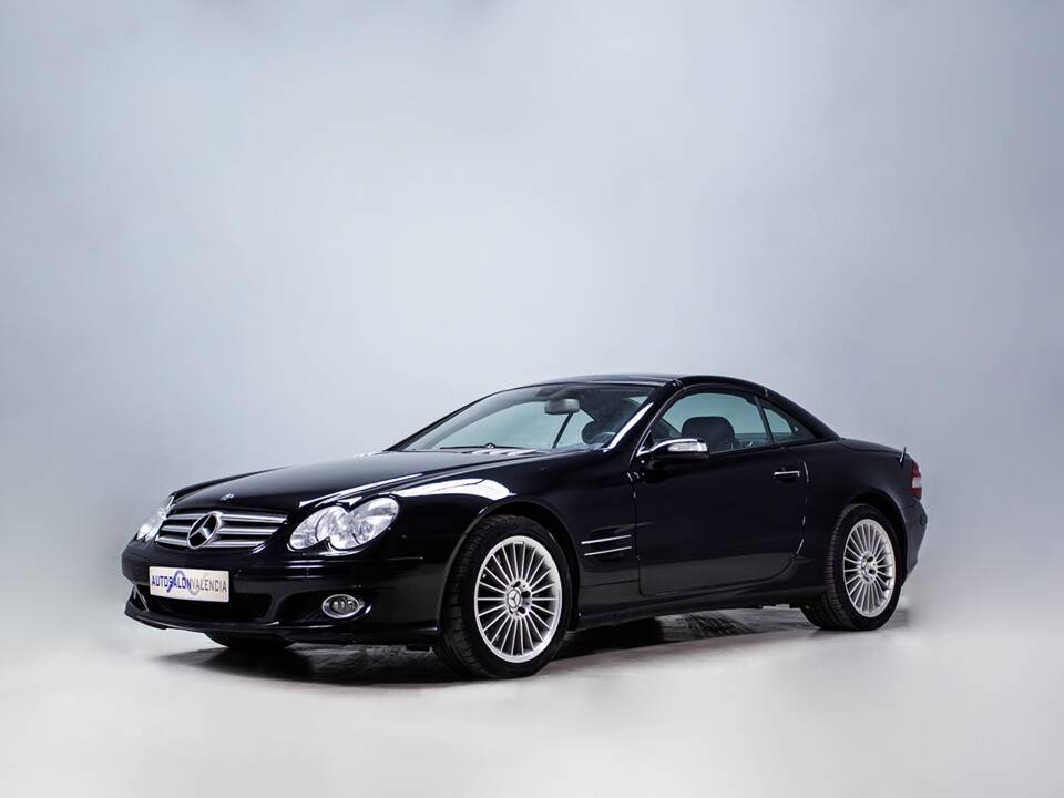 Image 5/36 of Mercedes-Benz SL 500 (2006)