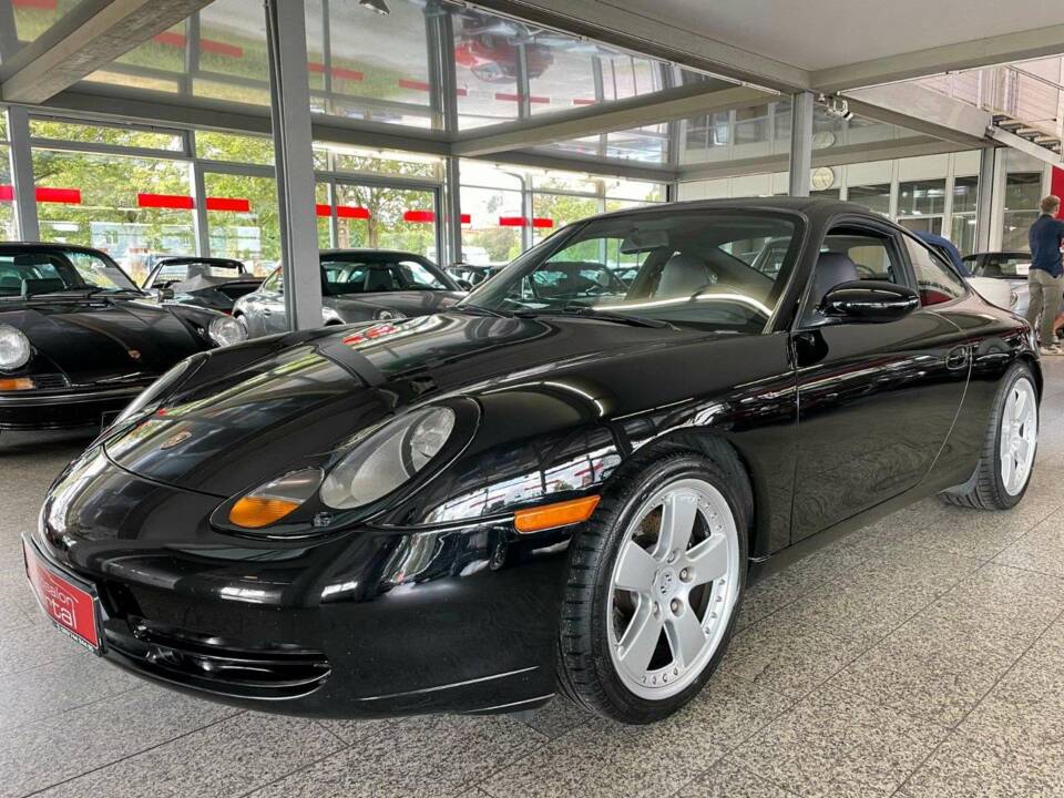 Afbeelding 4/20 van Porsche 911 Carrera (1998)