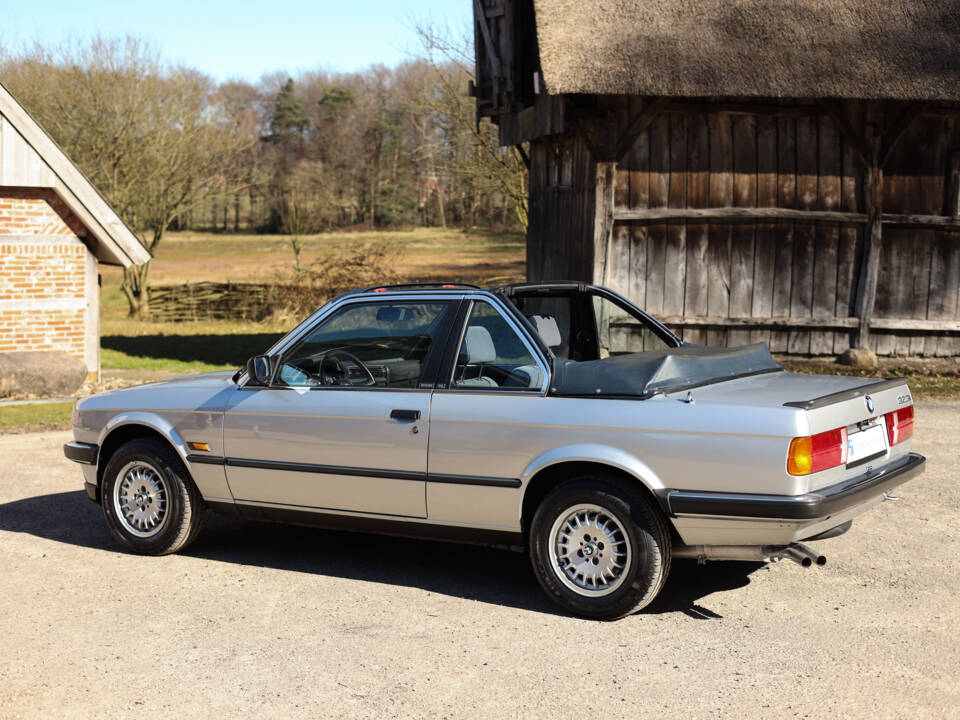 Image 6/120 of BMW 323i Baur TC (1984)