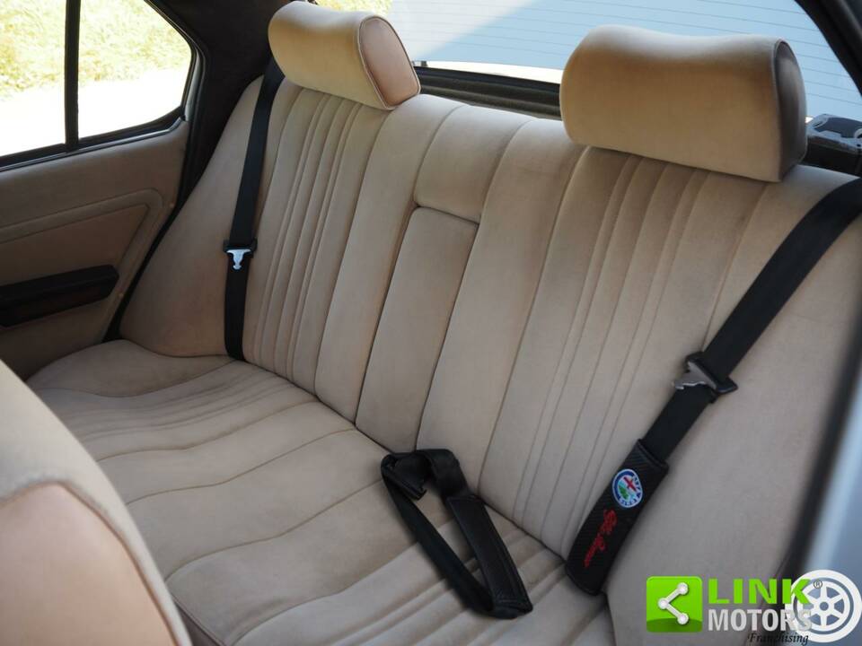 Image 6/50 of Alfa Romeo Alfetta 2.0 Li "America" (1982)
