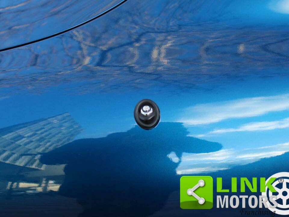 Image 5/16 of Jaguar XK8 4.0 (1997)