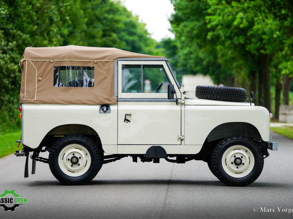 Image 28/55 of Land Rover 88 (1958)