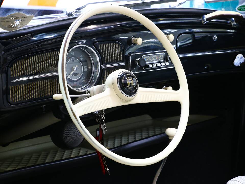 Image 14/22 of Volkswagen Beetle 1200 Export &quot;Dickholmer&quot; (1958)