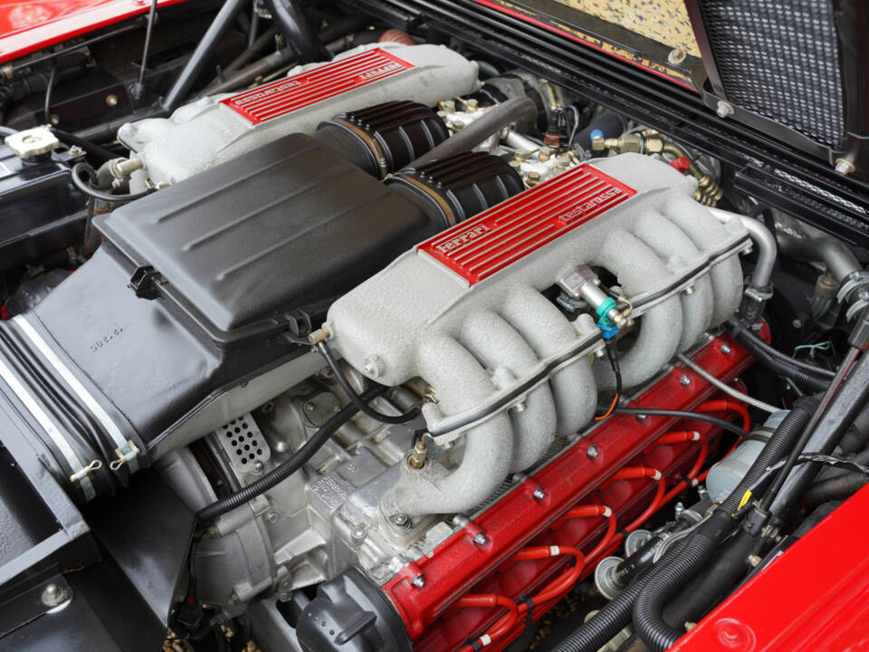 Bild 37/50 von Ferrari Testarossa (1991)