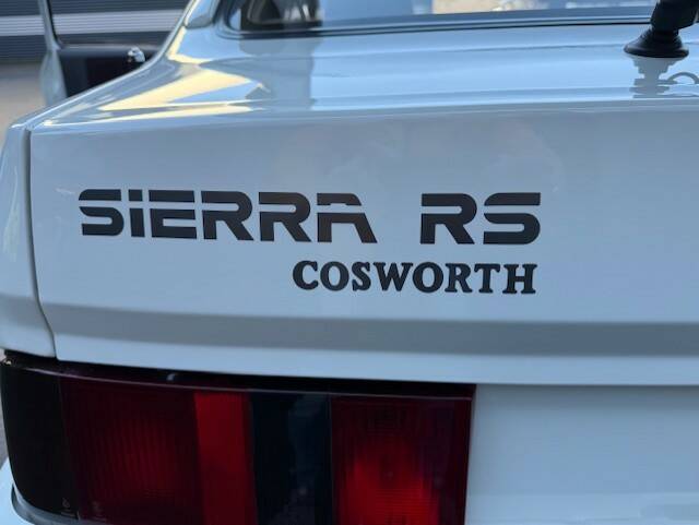 Image 20/22 of Ford Sierra RS Cosworth (1987)
