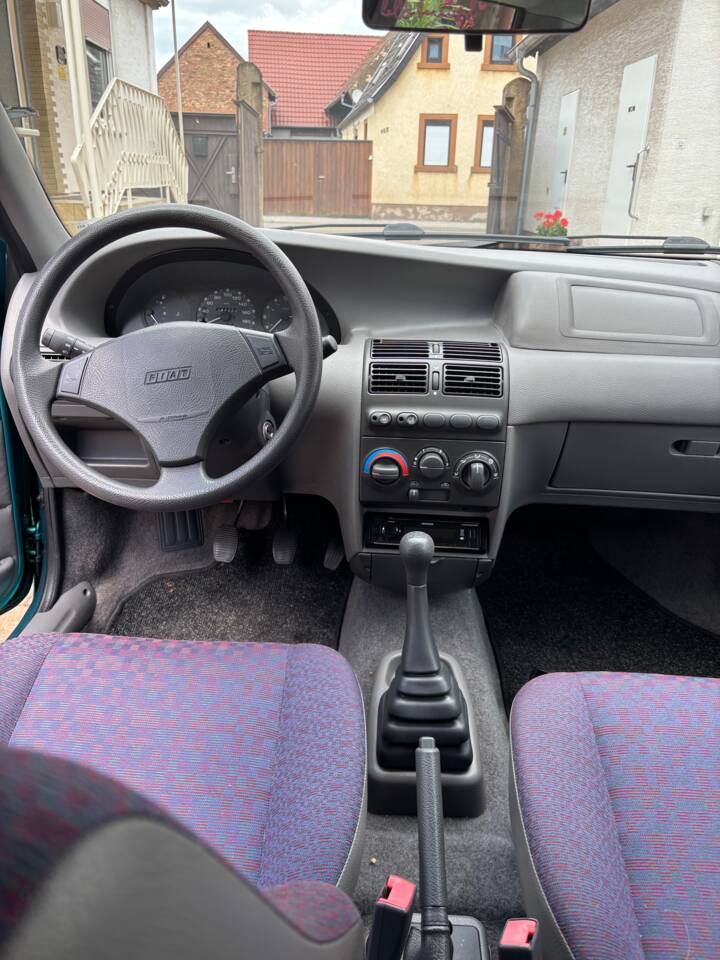Imagen 5/8 de FIAT Punto 55 (1995)