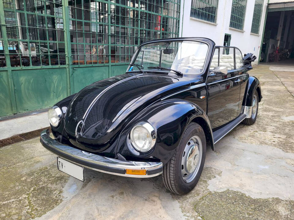Immagine 20/47 di Volkswagen Käfer 1303 (1974)