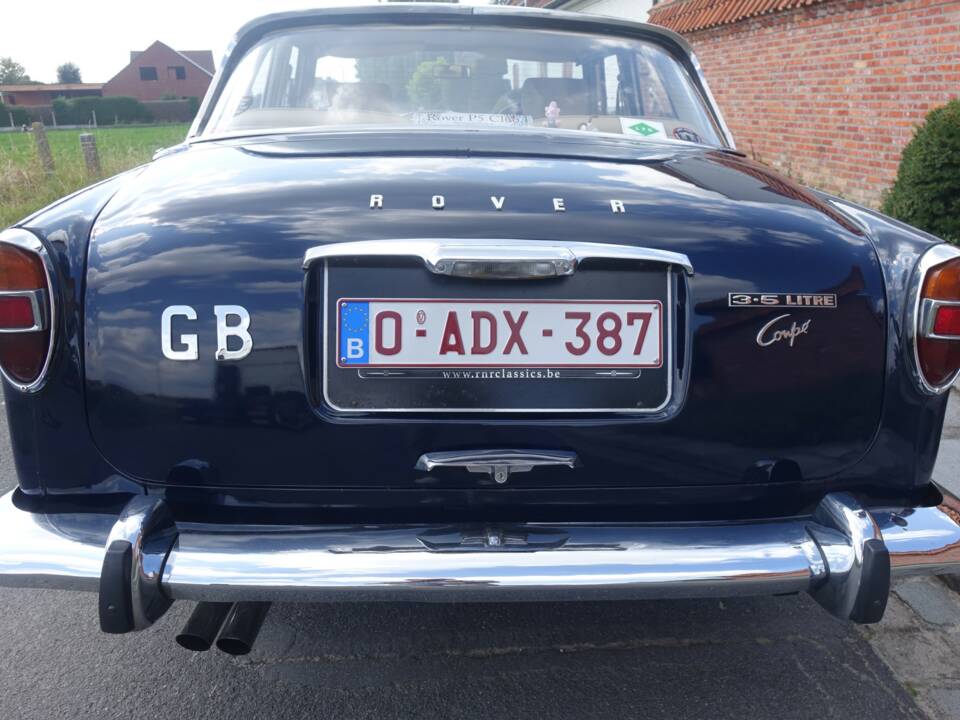 Image 11/28 of Rover 3.5 Litre Coupe (1973)