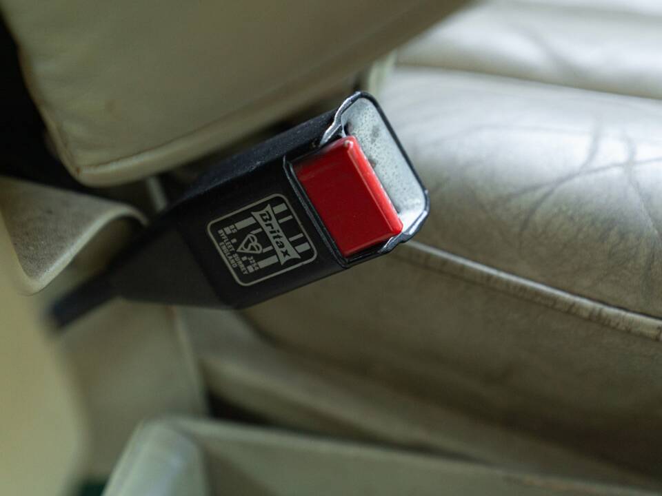 Image 35/50 of Bentley T 1 (1973)