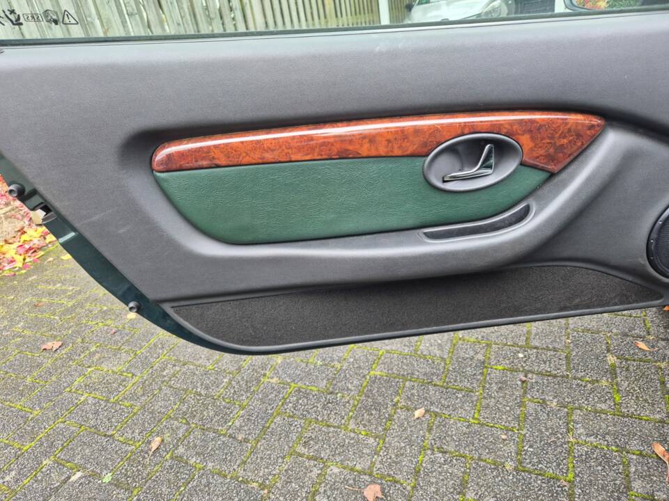 Imagen 17/24 de MG F 1.8i (2001)