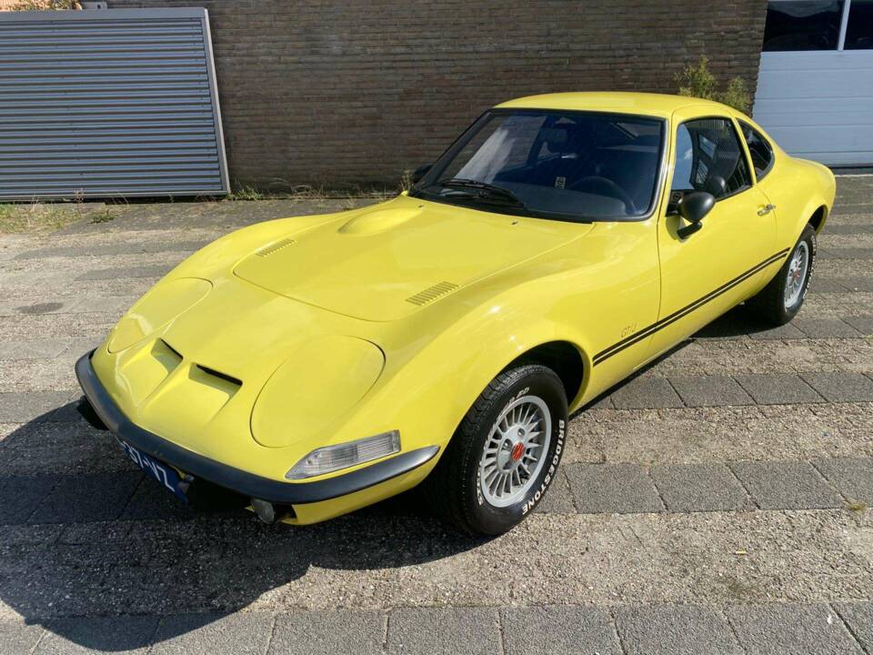 Image 1/49 of Opel GT 1900 (1973)