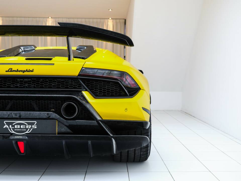 Bild 63/71 von Lamborghini Huracán Performante (2017)