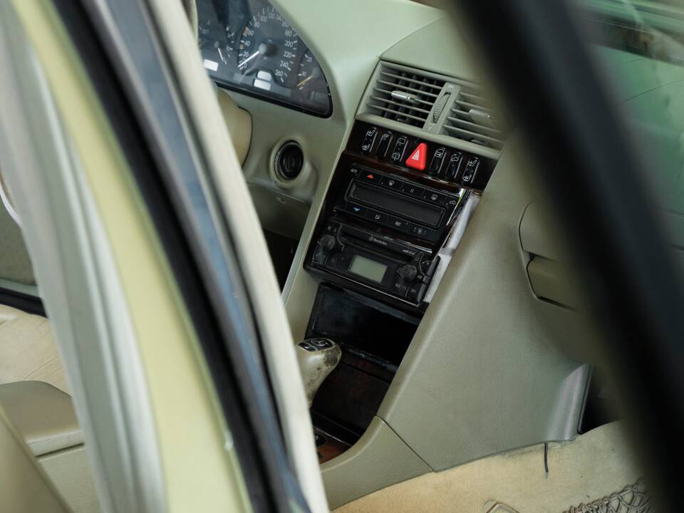 Bild 35/45 von Mercedes-Benz C 230 Kompressor T (1999)