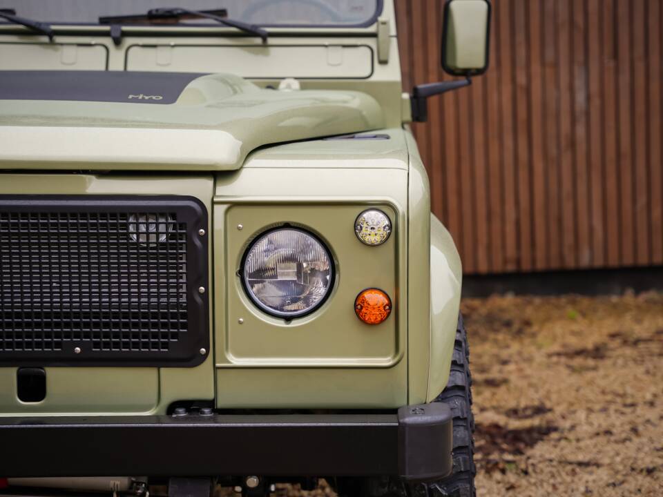 Bild 10/47 von Land Rover 90 (1990)