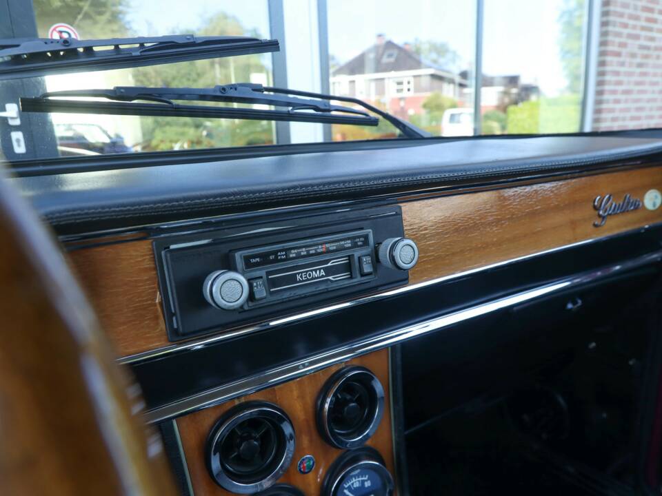Obraz 24/50 pojazdu Alfa Romeo Giulia Nuova Super 1300 (1975)