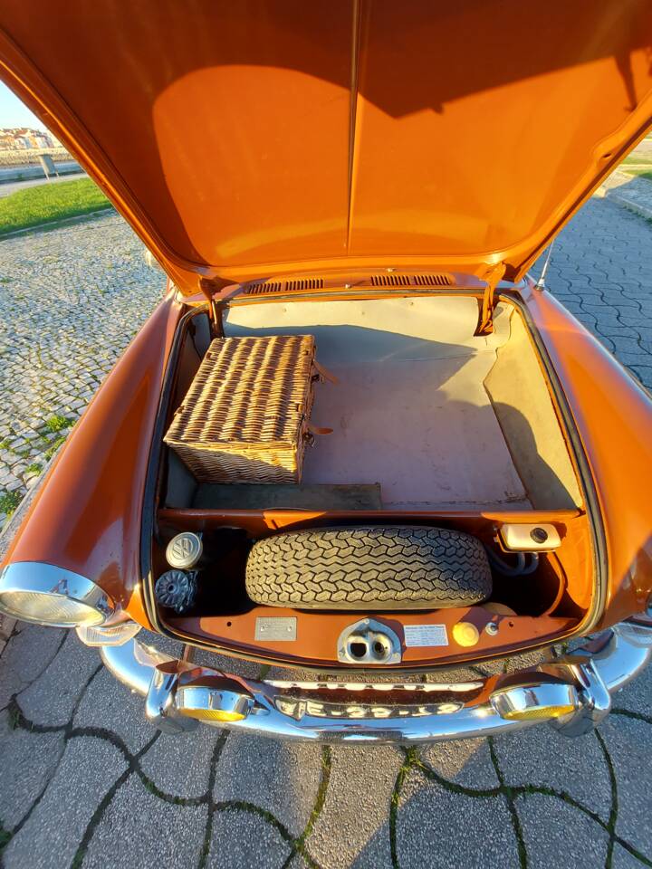 Image 20/73 of Volkswagen 1500 S (1964)