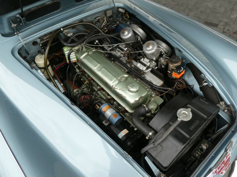 Imagen 14/23 de Austin-Healey 3000 Mk III (BJ8) (1966)