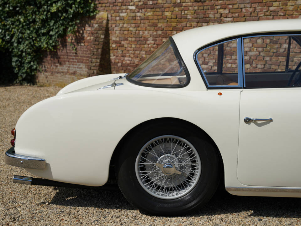 Image 43/50 of Talbot-Lago 2500 Coupé T14 LS (1962)