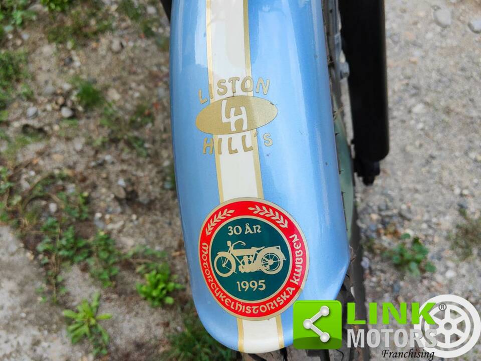 Bild 6/10 von Triumph DUMMY (1957)