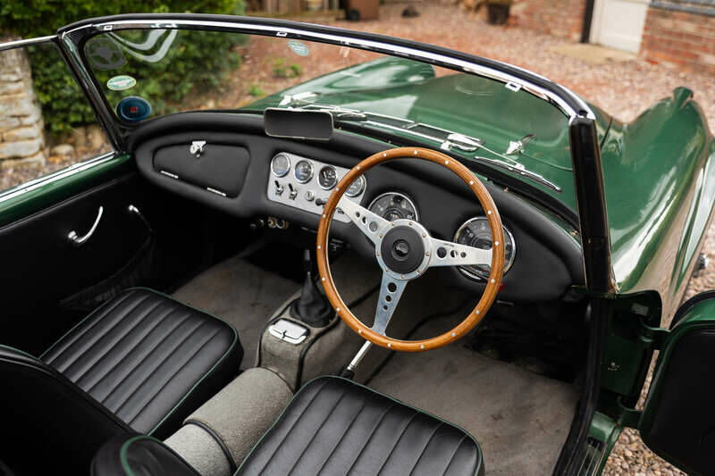 Bild 2/50 von Daimler SP 250 (1960)