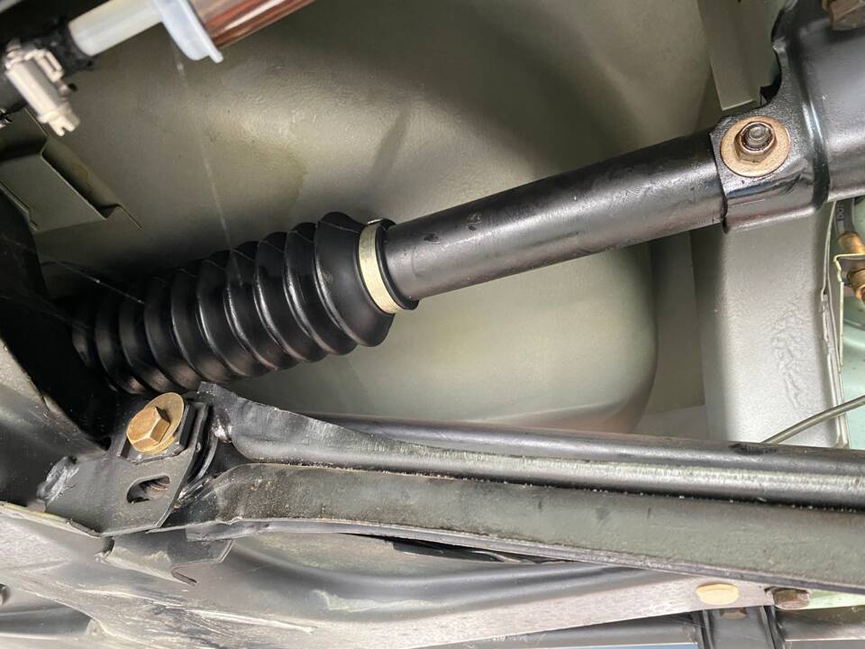 Image 53/96 of Volkswagen Beetle 1303 (1980)