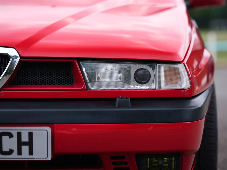Imagen 18/50 de Alfa Romeo 155 2.5 TD (1998)