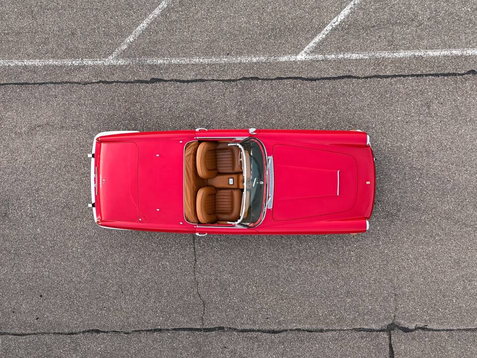 Image 8/38 of Ferrari 250 GT Cabriolet Pininfarina (1961)