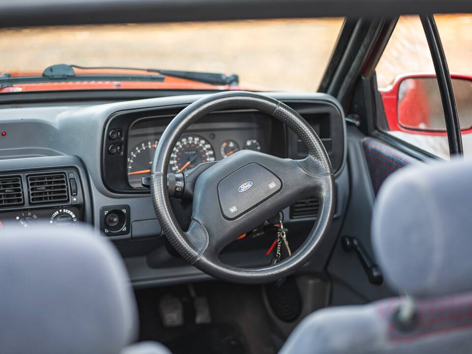 Immagine 45/50 di Ford Escort IV XR3i (1987)